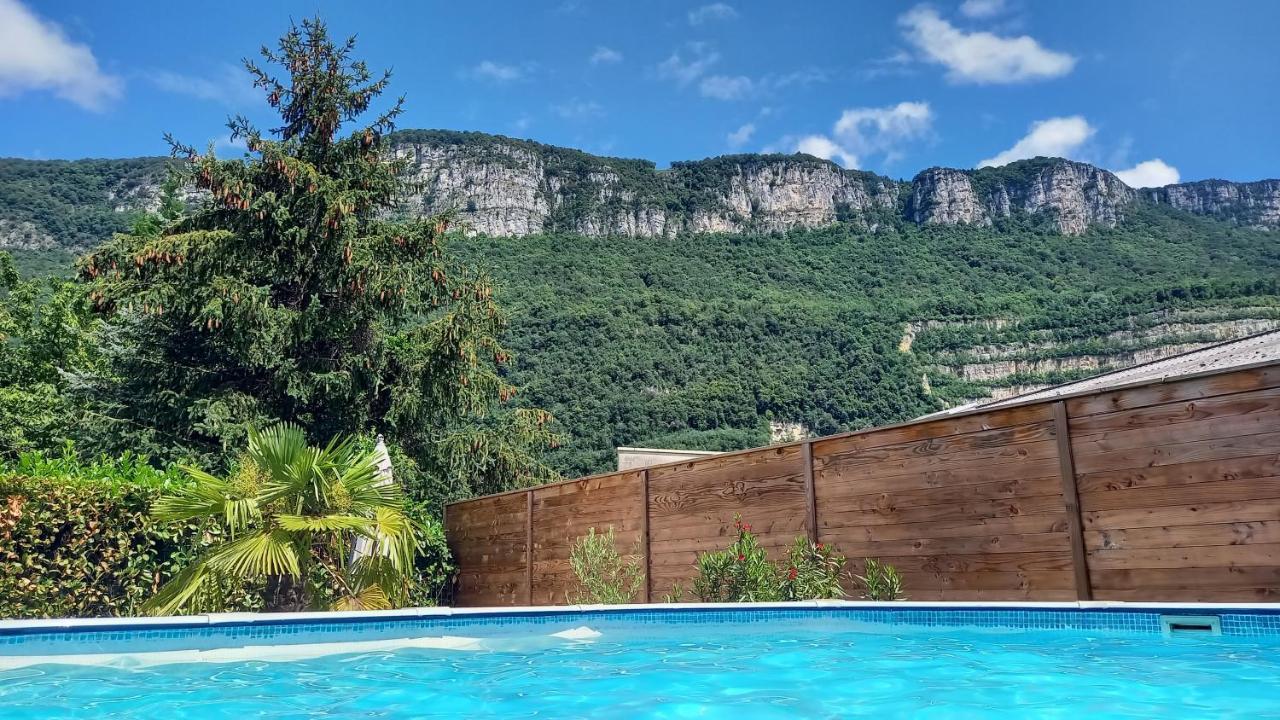 Maison Avec Piscine Entre Chartreuse Et Vercors La Buisse المظهر الخارجي الصورة